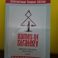 Livres / littérature : Spieltheorie - Games of Strategy